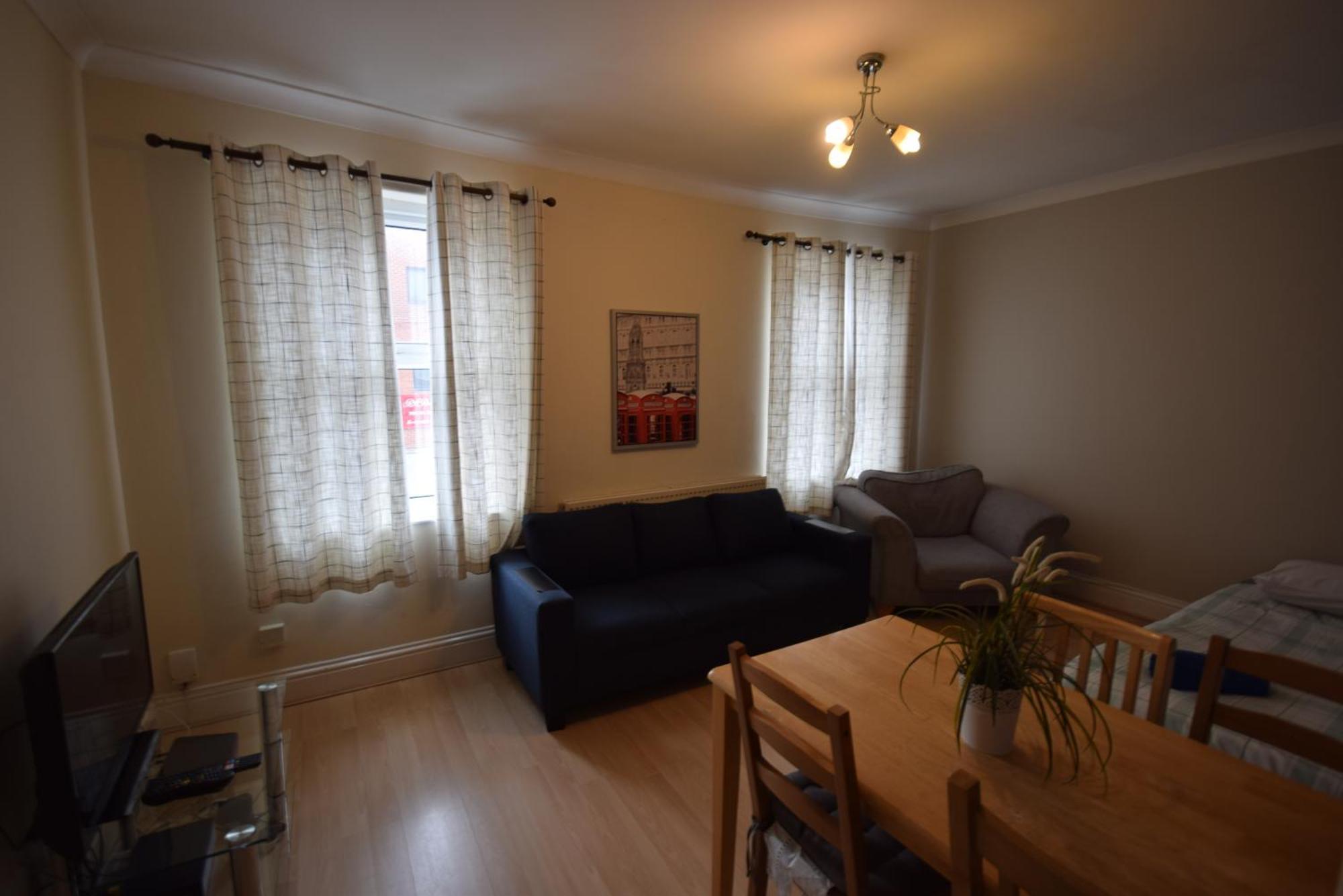 Two Bedroom Flat St Andrews Road 런던 외부 사진